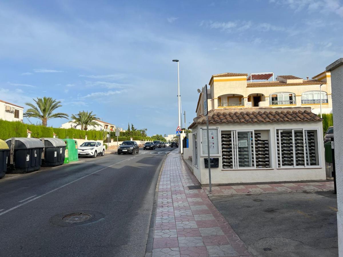 Top-floor With 65 M2 Sun Terrace, Renovated Kitchen And Bathroom * Gran Alacant